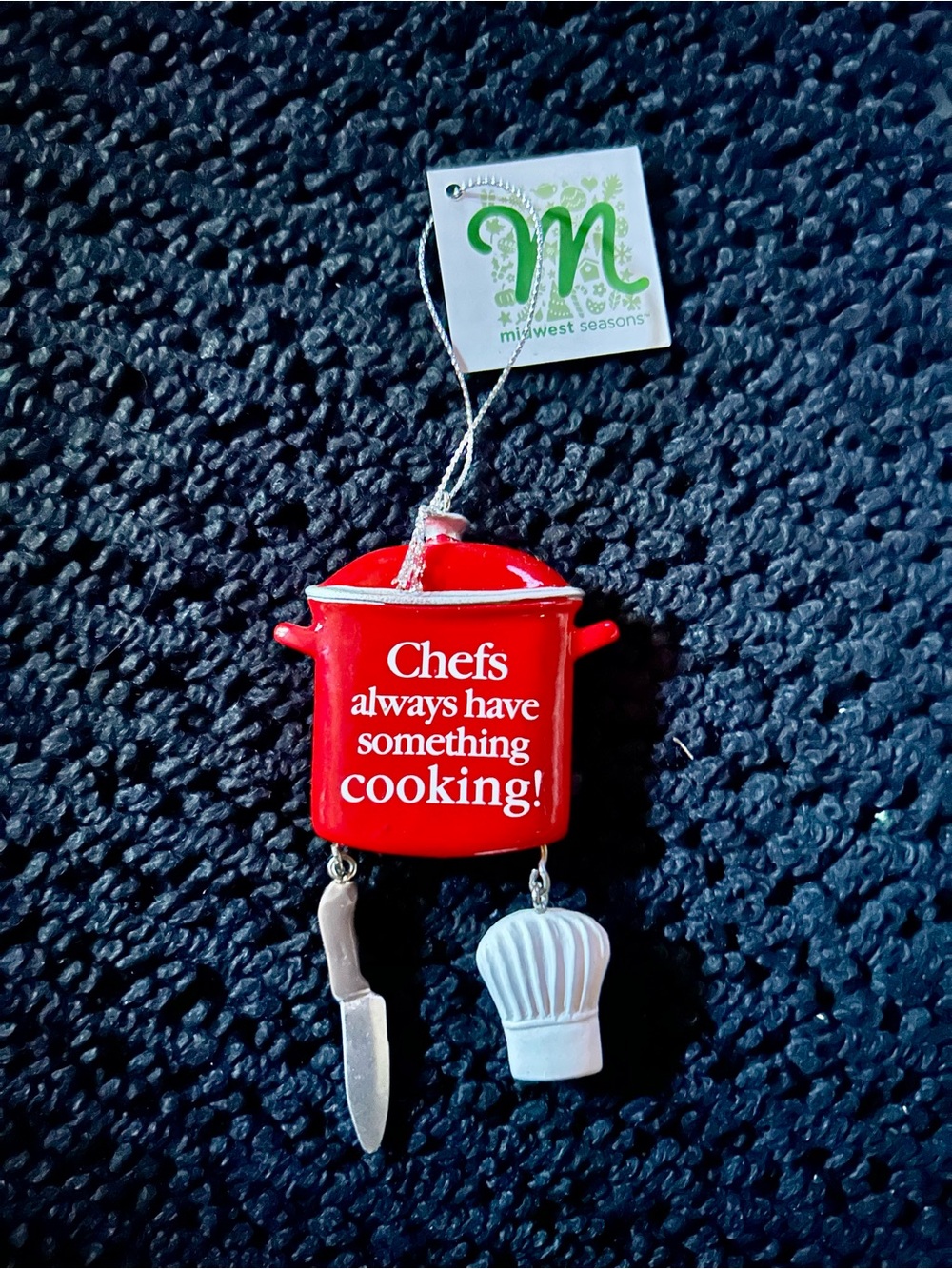 Red Chef 🧑‍🍳 Pot Ornament - 'Chefs always have something cooking!'